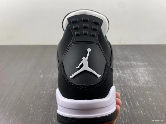 RETRO JORDAN 4 THUNDER AIR  FQ8135-001 WHITE 0929
